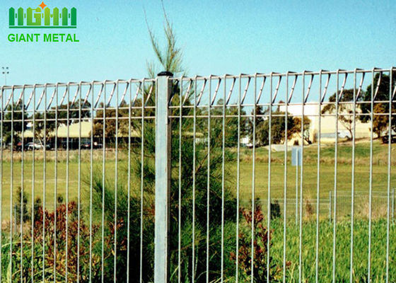 Dekoracyjne ogrodzenie z siatki BRC powlekane proszkowo H2030 mm