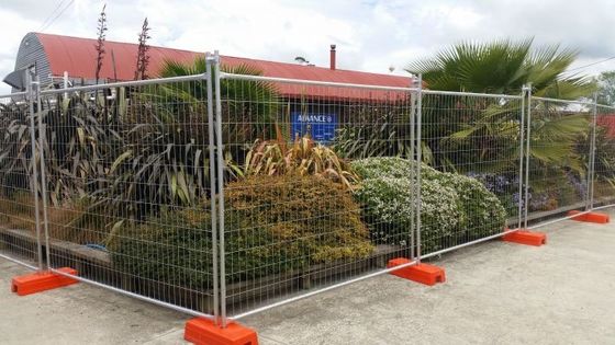 Australia Standardowe ogrodzenie budowlane o wysokości 6 stóp 50 x 200 mm Rozmiar otworu