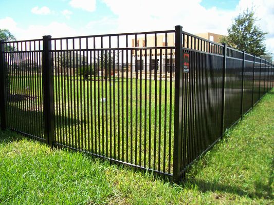 Corten Steel Square Tube Metalowe rurowe ogrodzenie z kutego żelaza, malowane proszkowo na czarno