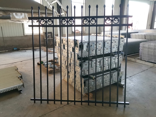 Metalowe i żelazne rurowe dekoracyjne czarne aluminiowe ogrodzenie o wysokości 1,8 m