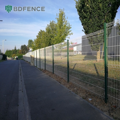Panele ogrodzeniowe o wysokiej bezpieczeństwie przyzwoitości 3D pokryte pvc ściany ogrodzenia metalowe panel ogrodzenia sieci stalowej ocynkowanej sieci 3D dach ogrodzenia