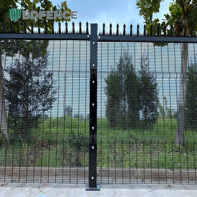 358 Przeciwpięcie Pvc powlekany ogrodzenie granica ściana Grill Design jasny widok