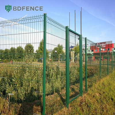 4 X 4 Ogród zewnętrzny Metalowe ogrodzenie 3D Zasowana sieć drutu 3D Ogród z drutem stalowym o niskiej zawartości węgla