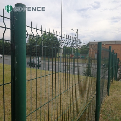 Drut Dia 5mm Metal Mesh Ogrodzenie RAL 6005 Green Powder Coated 3D Ogrodzenie Panel Trójkąta Ogrodzenie zgięte Ogrodzenie dla placu budowy