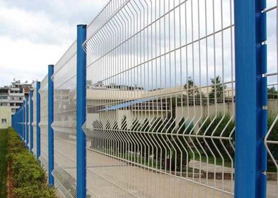 Fabryka Producent Łącze łańcuchowe Farma Ogrodzenie Gorąco zanurzone Galwanizowane Roll 3d Zwierciadło z spawaną siecią drutu Ogród Pasek ogrodowy Panel