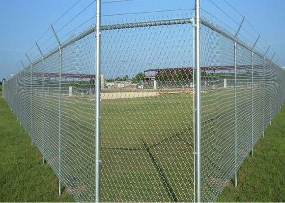 8 Ft Galwanizowany PVC powlekany Cyclone Wire Mesh Chain Link Fence Roll For Philippines
