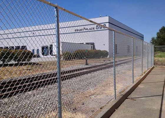 8 Ft Galwanizowany PVC powlekany Cyclone Wire Mesh Chain Link Fence Roll For Philippines