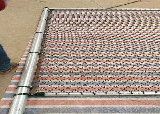 8 Ogrodzenie z łącznikiem łańcucha stóp z galwanizowaną siatką powlekaną PVC Rozmiar 60 * 60 mm