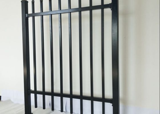 Bezpieczeństwo ocynkowane ogniowo stalowe ogrodzenie rurowe o wysokości 2,0 m