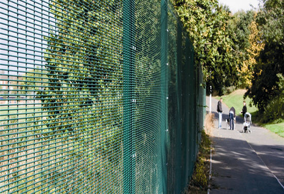 Więzienne ogrodzenie siatkowe H5m do szkoły