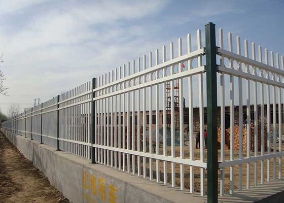 Ogrodzenie stalowe z galwanizowanym czarnym włócznią górną rurkowatą stalową płytę 1,8 * 2,4m