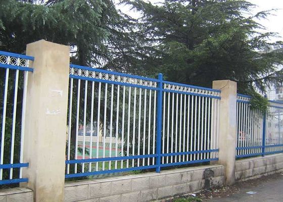 Ogrodzenie stalowe z galwanizowanym czarnym włócznią górną rurkowatą stalową płytę 1,8 * 2,4m