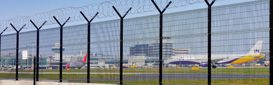 Ogrodzenie lotniskowe malowane proszkowo 50 * 200 mm Typ Y Post Security