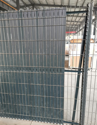 Ogrodzenie zewnętrzne 3d zakrzywione Pvc powlekane spawane sieci drutowej Ogrodzenie dla ogrodu i ochrony gospodarstwa 3d Ogrodzenie
