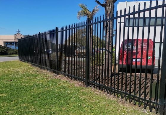 Australia Standard Tubularne Ogrodzenie Prasowane Włócznia Top Bezpieczeństwa Stalowy Picket Garrison Ogrodzenie