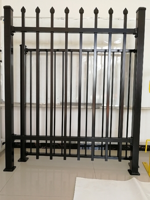 Wysokość 6 stóp Dekoracyjne aluminiowe ogrodzenie 3003 Malowana proszkowo szyna 25 * 25 mm